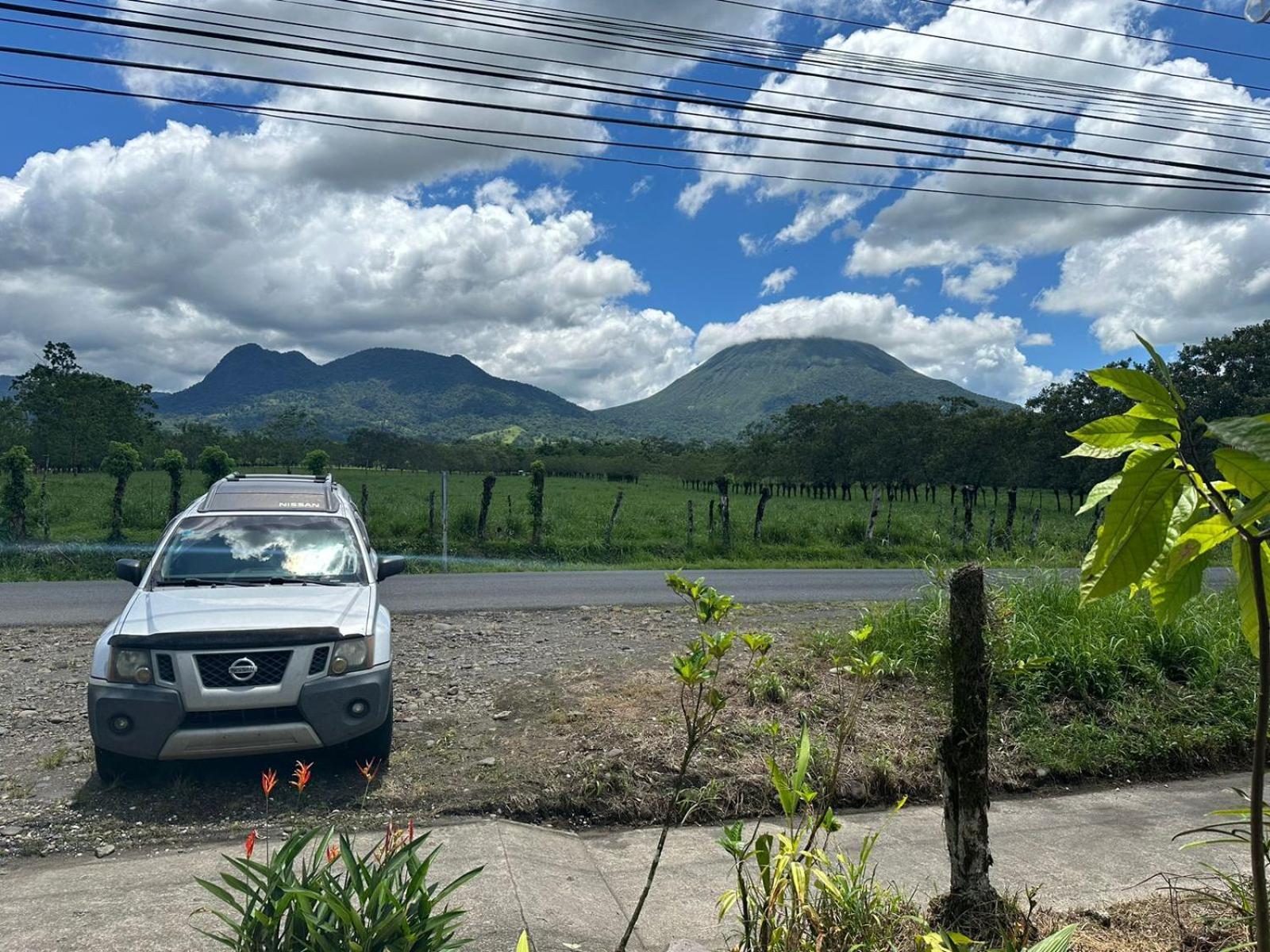 ホテル La Casa De Detours Costa Rica ラ・フォルトゥナ エクステリア 写真